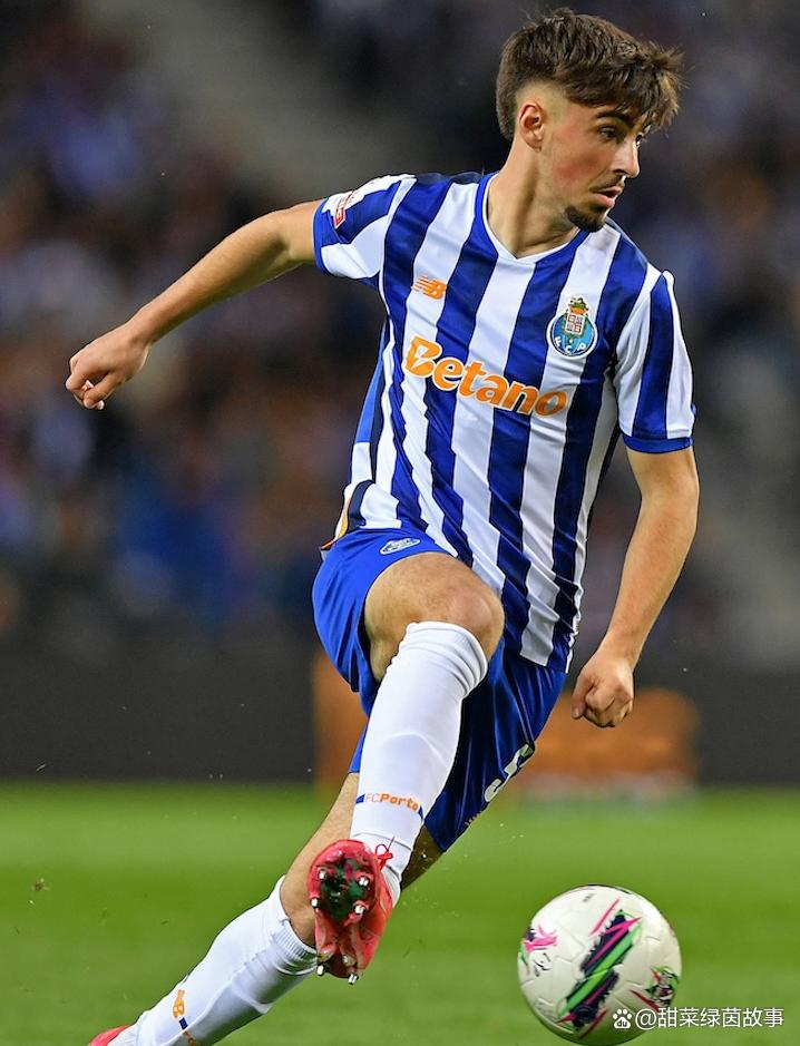 开云电竞 -包含冲刺阶段葡超焦点战，皇家社会篮板制胜，引发热议，临场指挥获称赞的词条